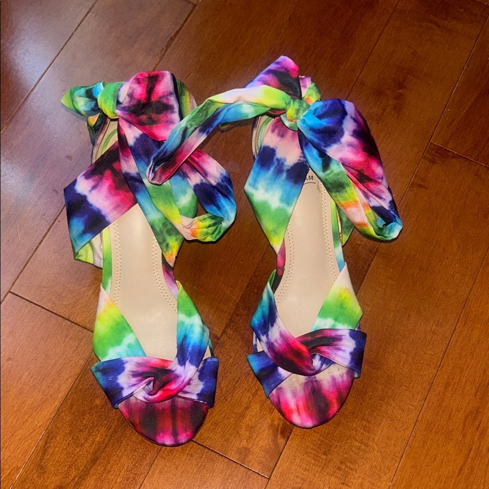 Impo Tie-Dye Wedges